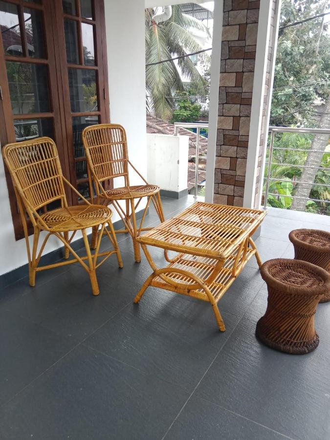 Kochi Bella Villa Exterior photo